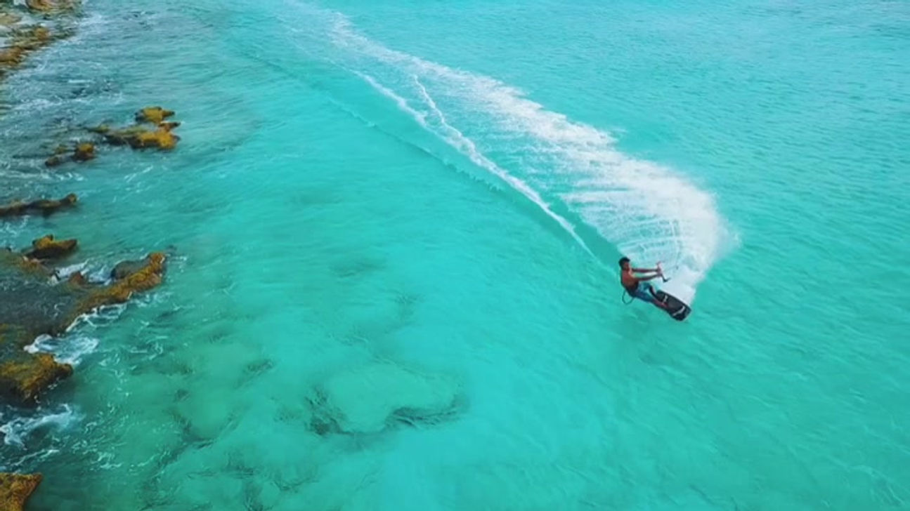 Oscar Armstrong & Christiaan Zweers at Kiteboarding Bonaire